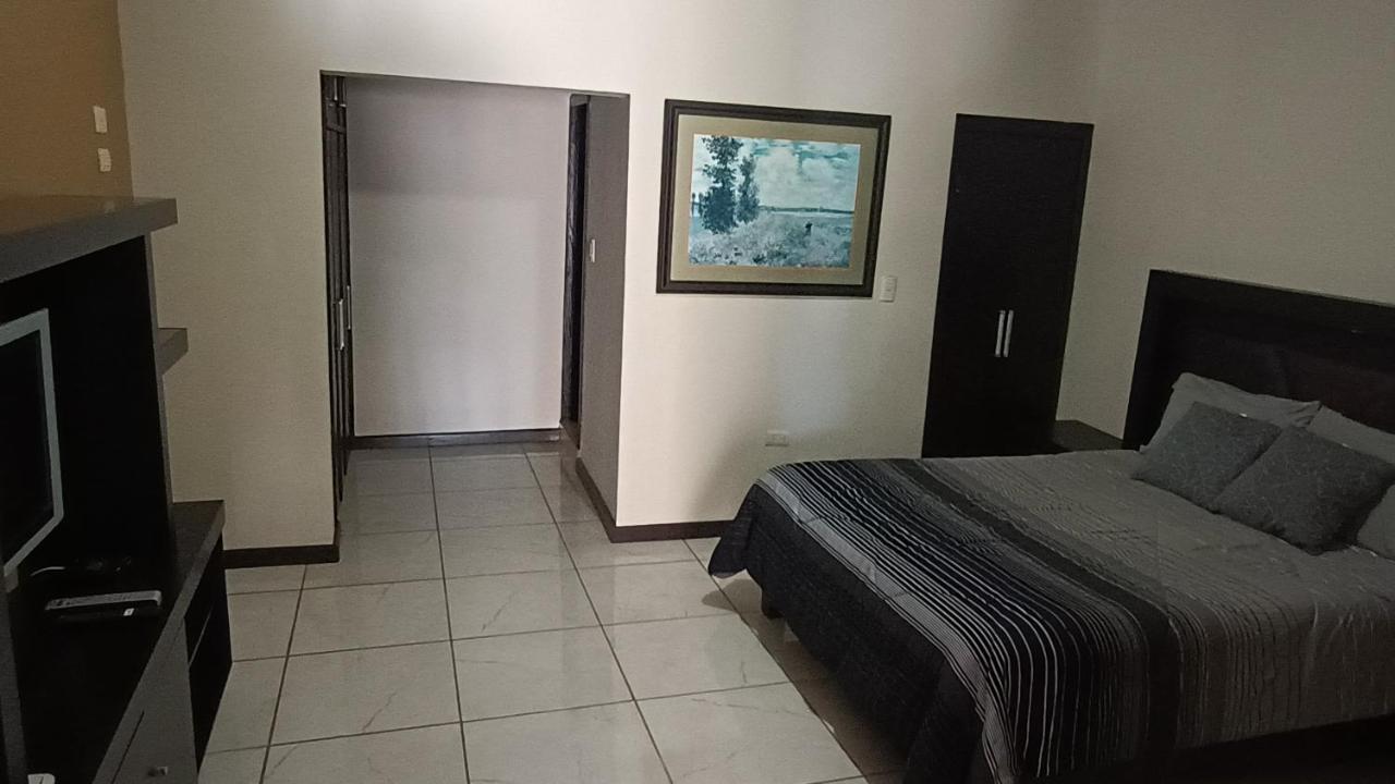 Suites Entrelagos Ciudad Obregón Dış mekan fotoğraf